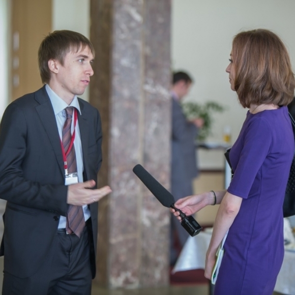 Scientific round-table discussion